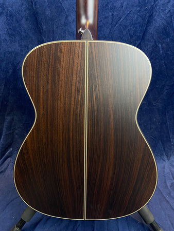 Auden 632 Series Bowman Rosewood Satin Finish in Hard Case