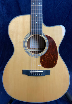 Sigma 000MC-1E+ Natural Presys II Concert Electro Acoustic Guitar