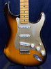 Fender Custom Shop Relic Stratocaster '54 60th Anniversary in 2 Tone Sunburst