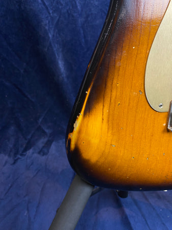 Fender Custom Shop Relic Stratocaster '54 60th Anniversary in 2 Tone Sunburst