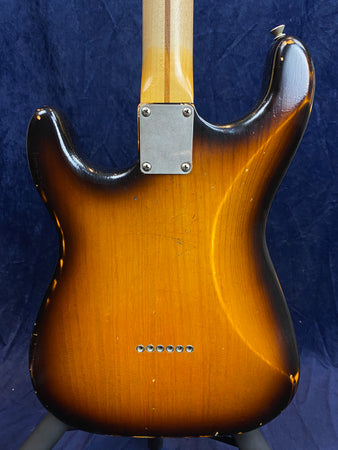 Fender Custom Shop Relic Stratocaster '54 60th Anniversary in 2 Tone Sunburst