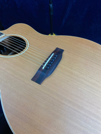 Auden Neo Chester Cutaway 45mm Nut Brad Clark in Cedar/Mahogany Pre-owned