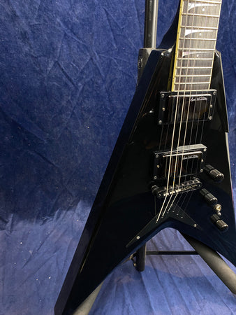 Dean Dave Mustaine V in Black with Case Pre-owned
