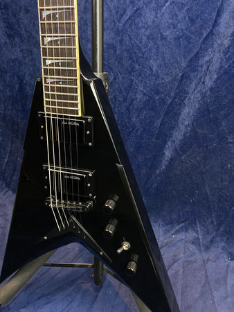 Dean Dave Mustaine V in Black with Case Pre-owned