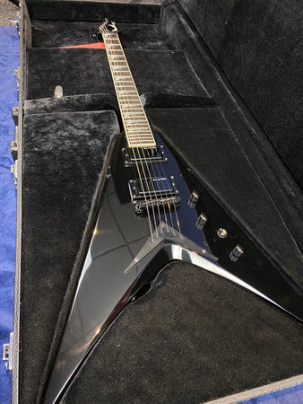 Dean Dave Mustaine V in Black with Case Pre-owned