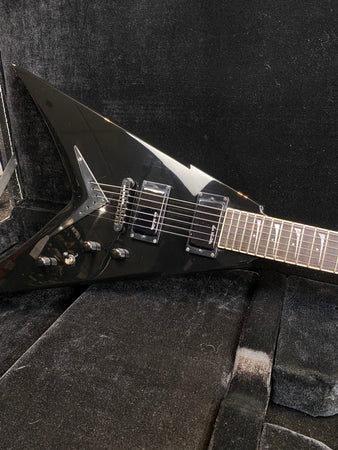 Dean Dave Mustaine V in Black with Case Pre-owned