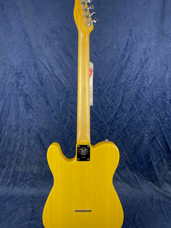 Gordon Smith Classic T with Maple Neck in Butterscotch Blonde Case