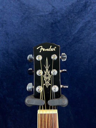 Fender T-Bucket 300CE Electro Acoustic in Quilt Top Natural Pre-owned 2013