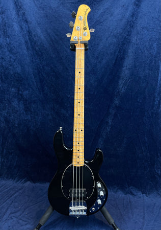Ernie Ball Music Man Classic StingRay 4 Bass 2015 Maple Neck in Black Pre-owned