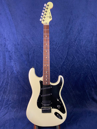 Charvel Jake E Lee USA Signature Model in Pearl White Pre-owned with case