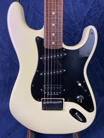 Charvel Jake E Lee USA Signature Model in Pearl White Pre-owned with case