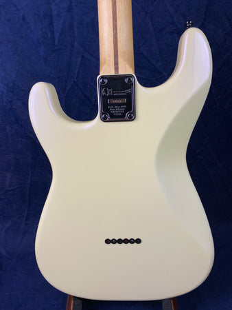 Charvel Jake E Lee USA Signature Model in Pearl White Pre-owned with case