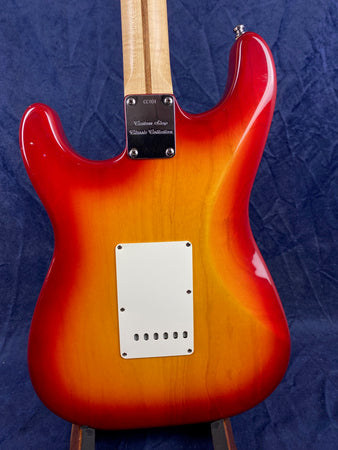 Fender Custom Shop Classic Collection Strat in Sienna Burst '98 with Case Pre-owned