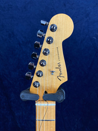 Fender Player Plus Stratocaster SSS in Olympic Pearl 2022 Pre-owned