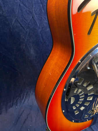 Fender FR-50 Resonator Guitar in Sunburst Pre-owned