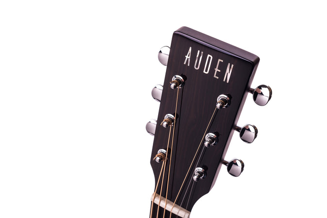 Auden Artist Series Colton Cutaway Electro Acoustic All Gloss Cedar/Mahogany in Hard Case