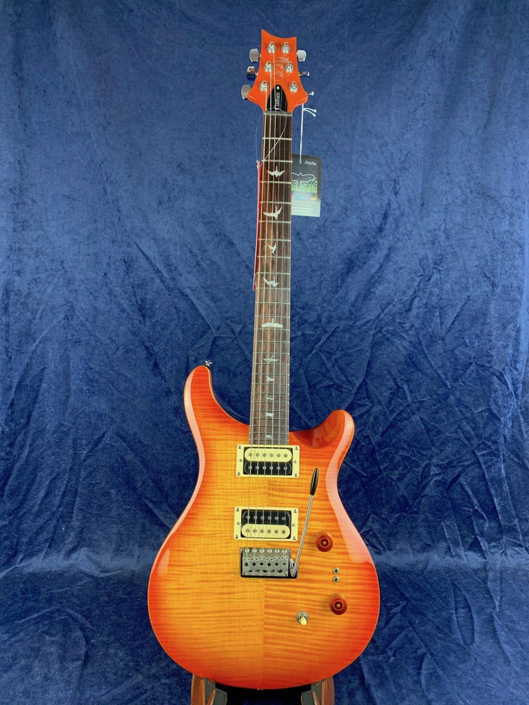 PRS SE Custom 24-08 in Vintage Sunburst with Gig Bag | The Guitar