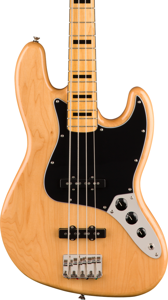 Basse électrique à quatre cordes, corps en bois clair, pickguard noir, trois boutons métalliques et plaque de contrôle argentée.