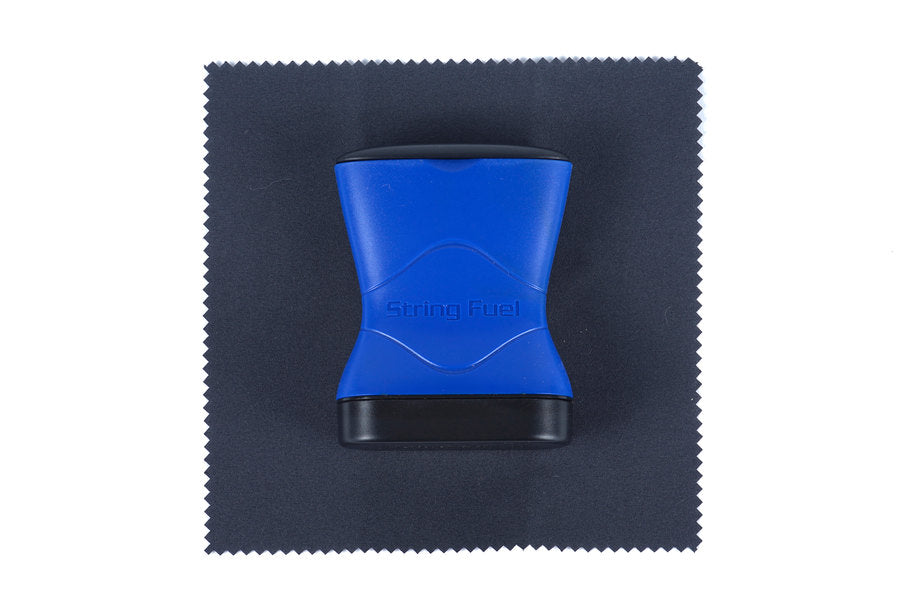 Nettoyant et lubrifiant pour cordes MusicNomad String Fuel