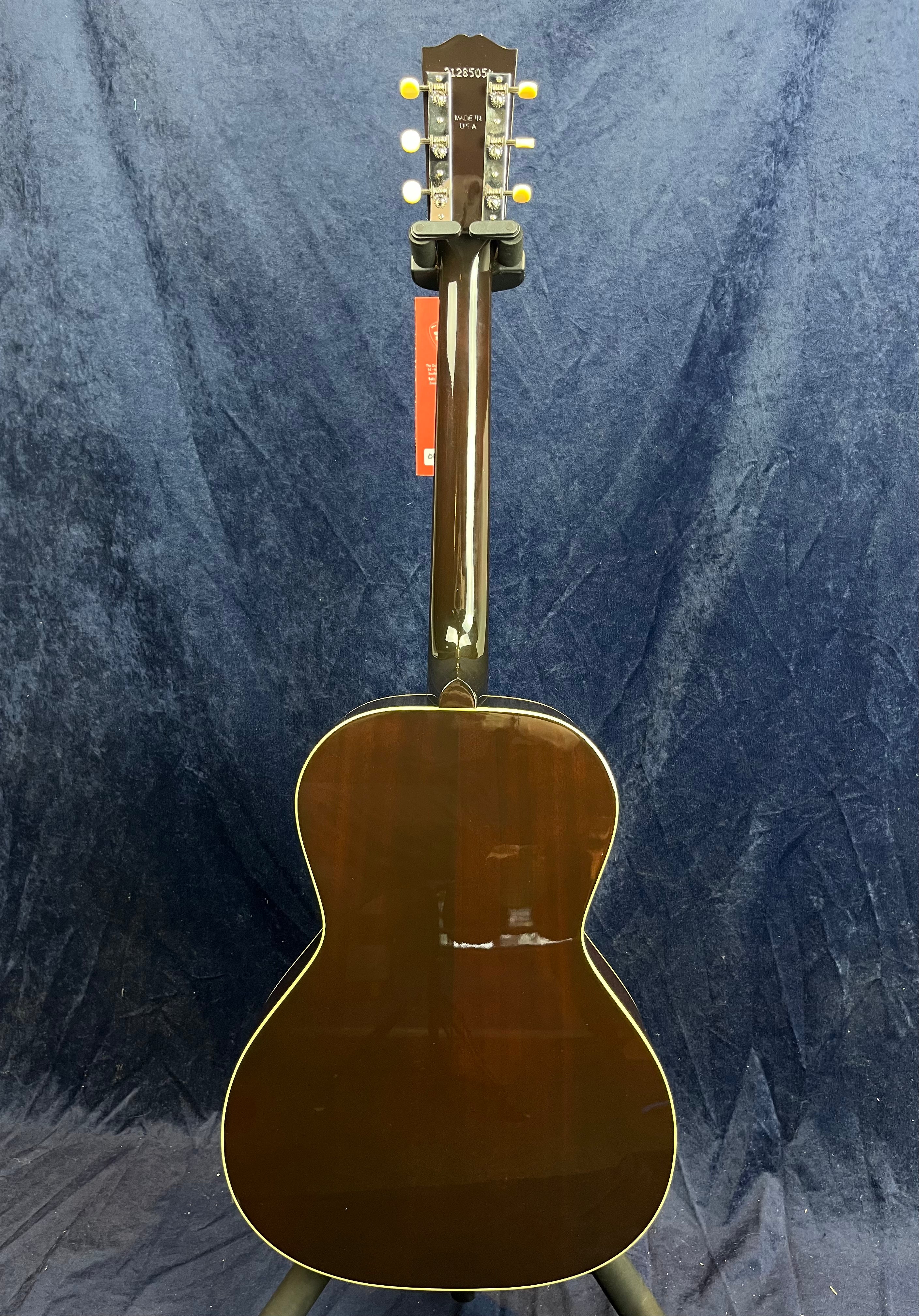 Gibson L-00 Original Acoustic Guitar in Vintage Sunburst