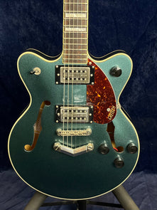 Gretsch G2655 Semi-Hollow Electric Guitar in Gunmetal Pre-owned