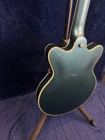 Gretsch G2655 Semi-Hollow Electric Guitar in Gunmetal Pre-owned