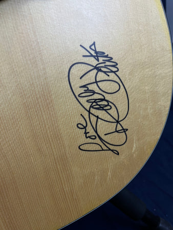 Taylor 110 Dreadnought Acoustic in Natural Dolly Parton Signed Pre-owned