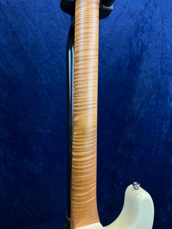 Gordon Smith Classic S Flame Roasted Maple Neck Swamp Ash Body in Bude Cream