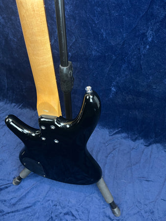 Ibanez Gio Electric Bass in Black Pre-owned