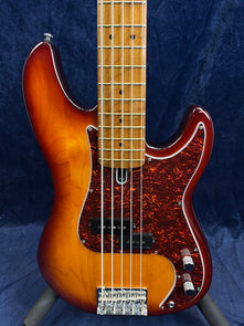 Sire Marcus Miller P5R 5 String Bass in Tobacco Sunburst Pre-owned