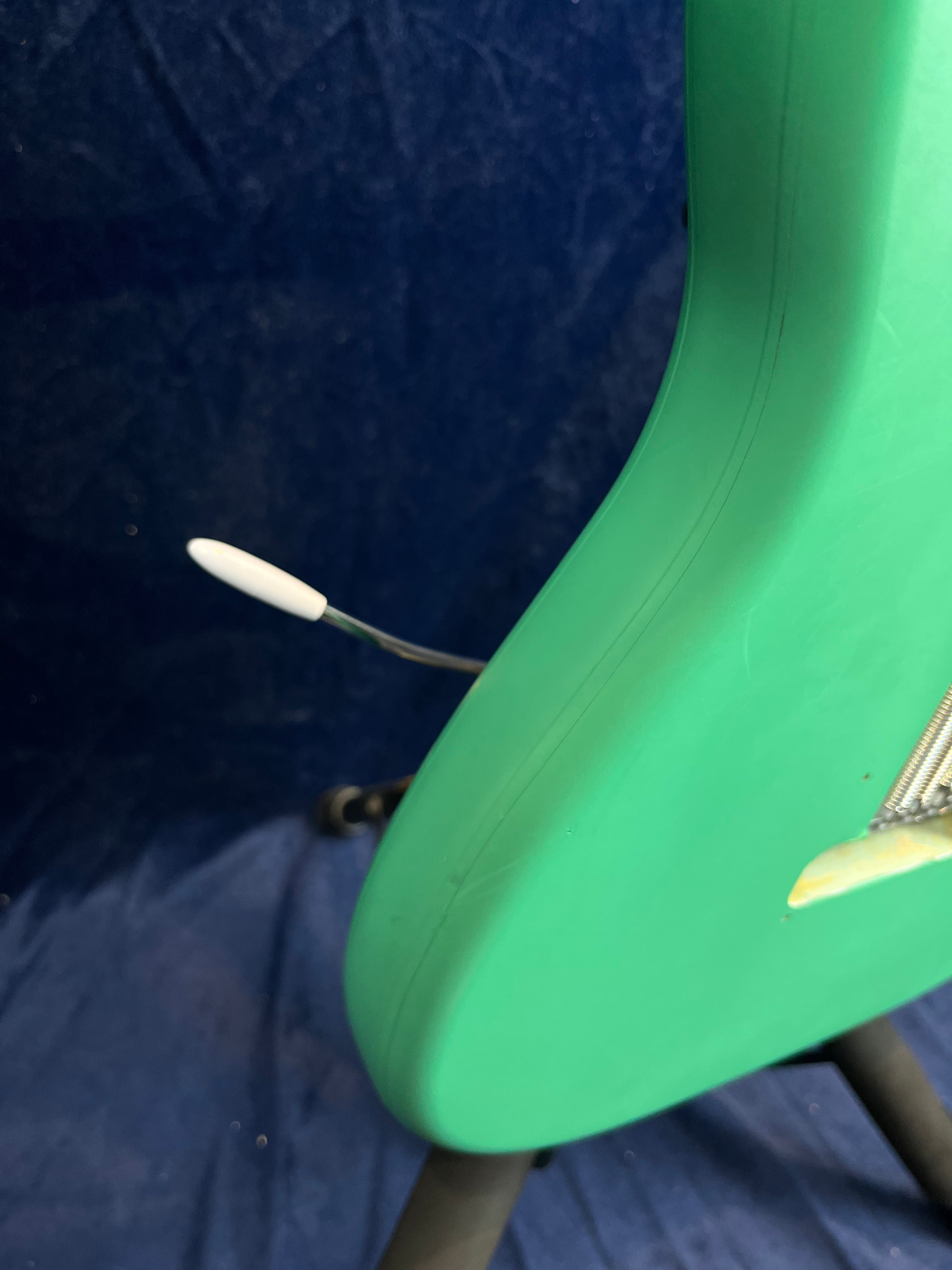 Squier Classic Vibe Stratocaster années 60, couleur Surf Green (avec wrap), d'occasion