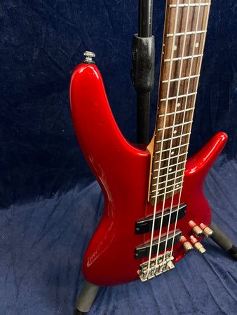 Soundgear by Ibanez SR300 Active Bass Guitar in Candy Apple Red Pre-owned