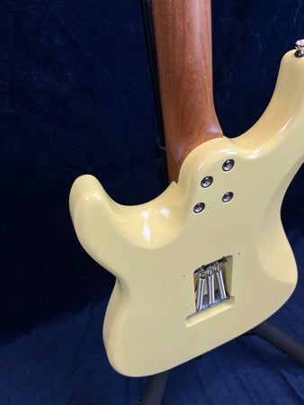 Jet Guitars JS-400 HSS in Vintage Yellow Pre-owned