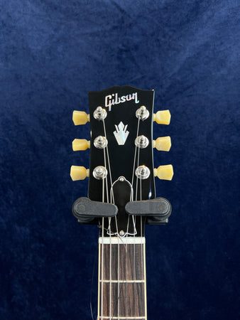 Gibson SG Standard 61 Maestro Vibrola T-Type in Aged Cherry