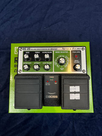 Boss RE-20 Space Echo Effects Pedal Pre-owned with Box