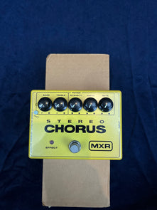 MXR M-134 Stereo Chorus Effects Pedal Pre-owned with Box
