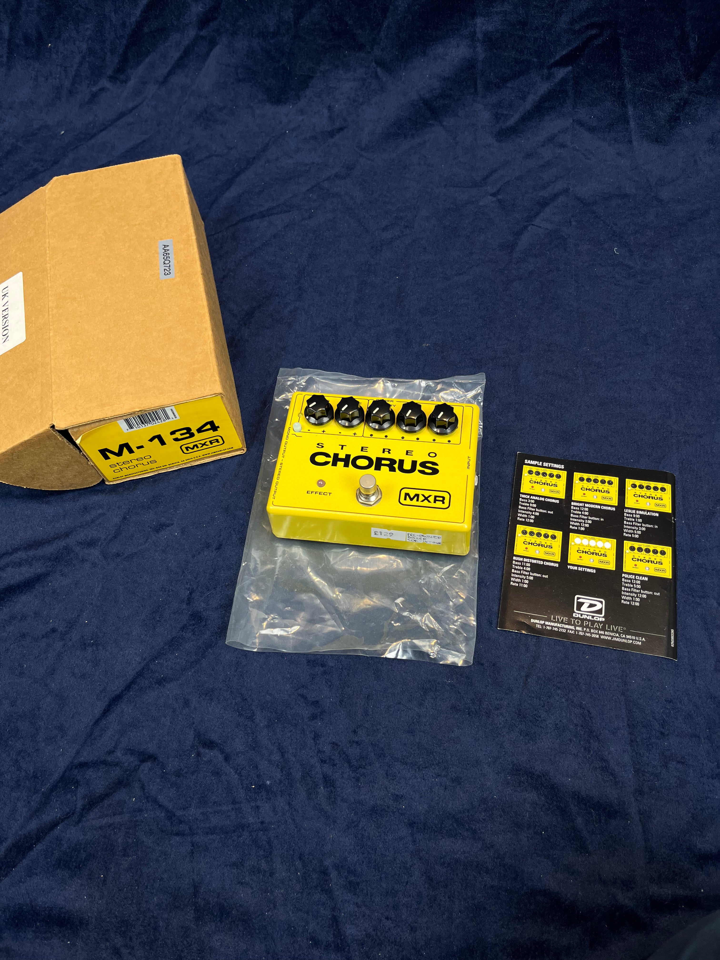 MXR M-134 Stereo Chorus Effects Pedal Pre-owned with Box