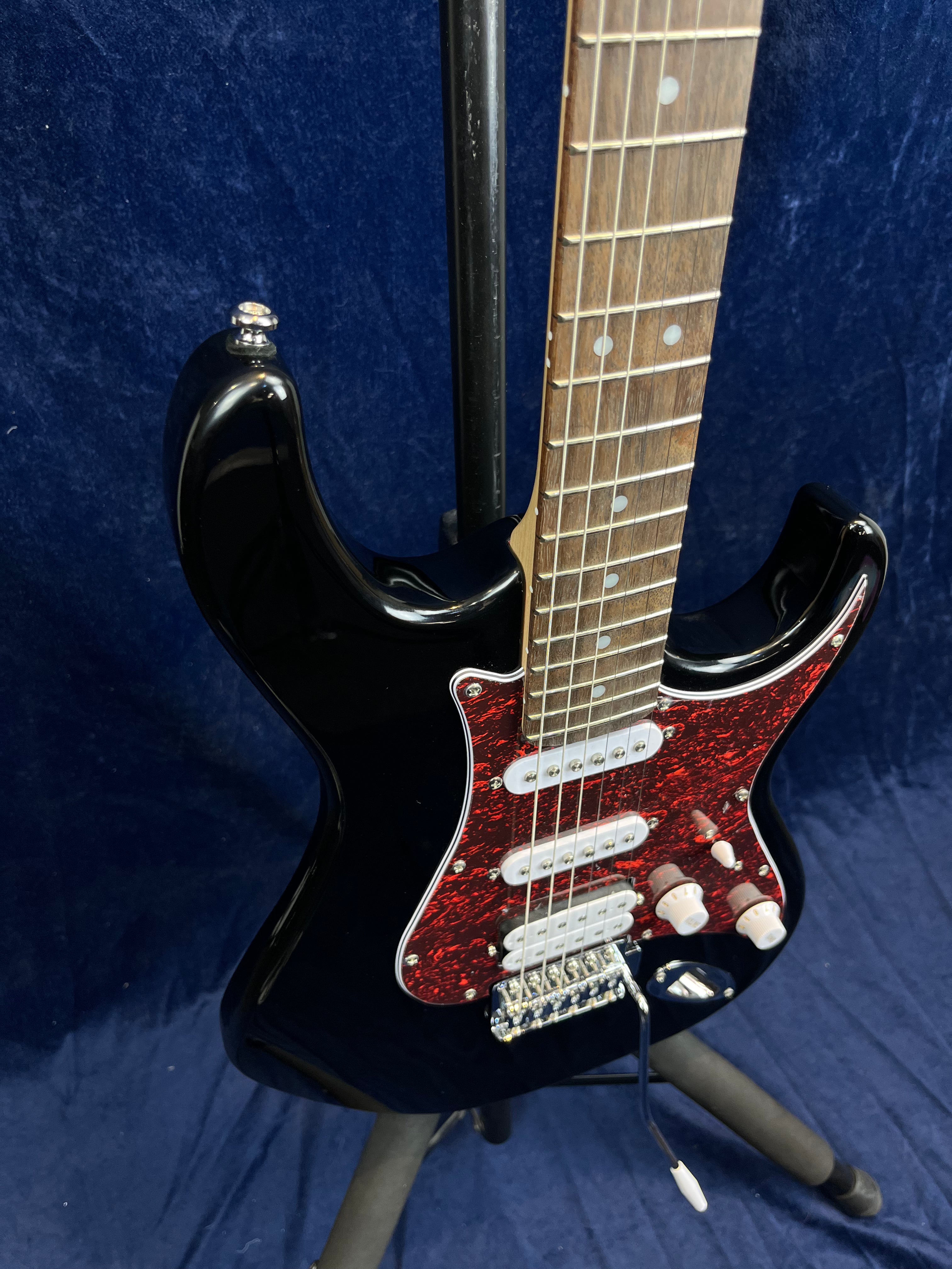 Cort G115SE HSS Electric Guitar in Black