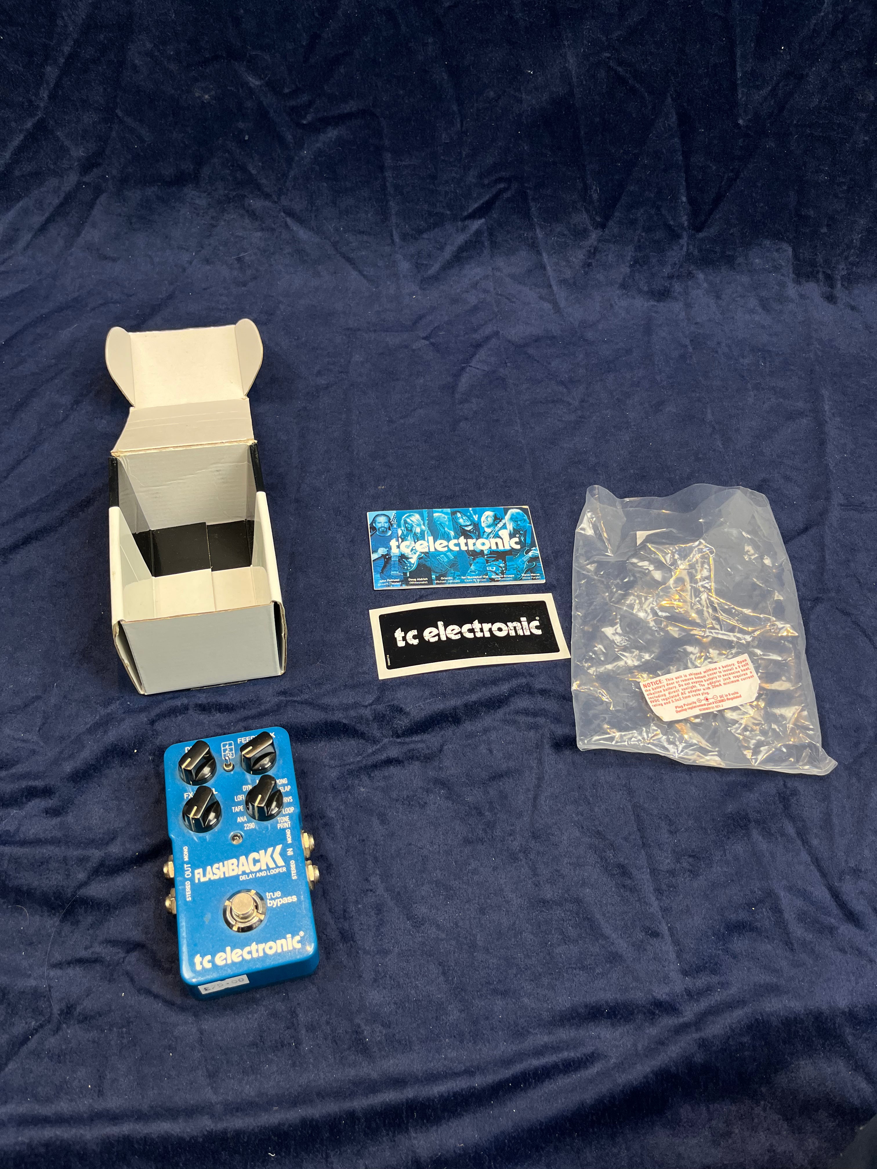 TC Flashback Delay & Looper Pre-owned with box