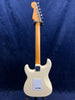 Fender Vintera 60s Modified Pau Ferro 2022 Model in Olympic White