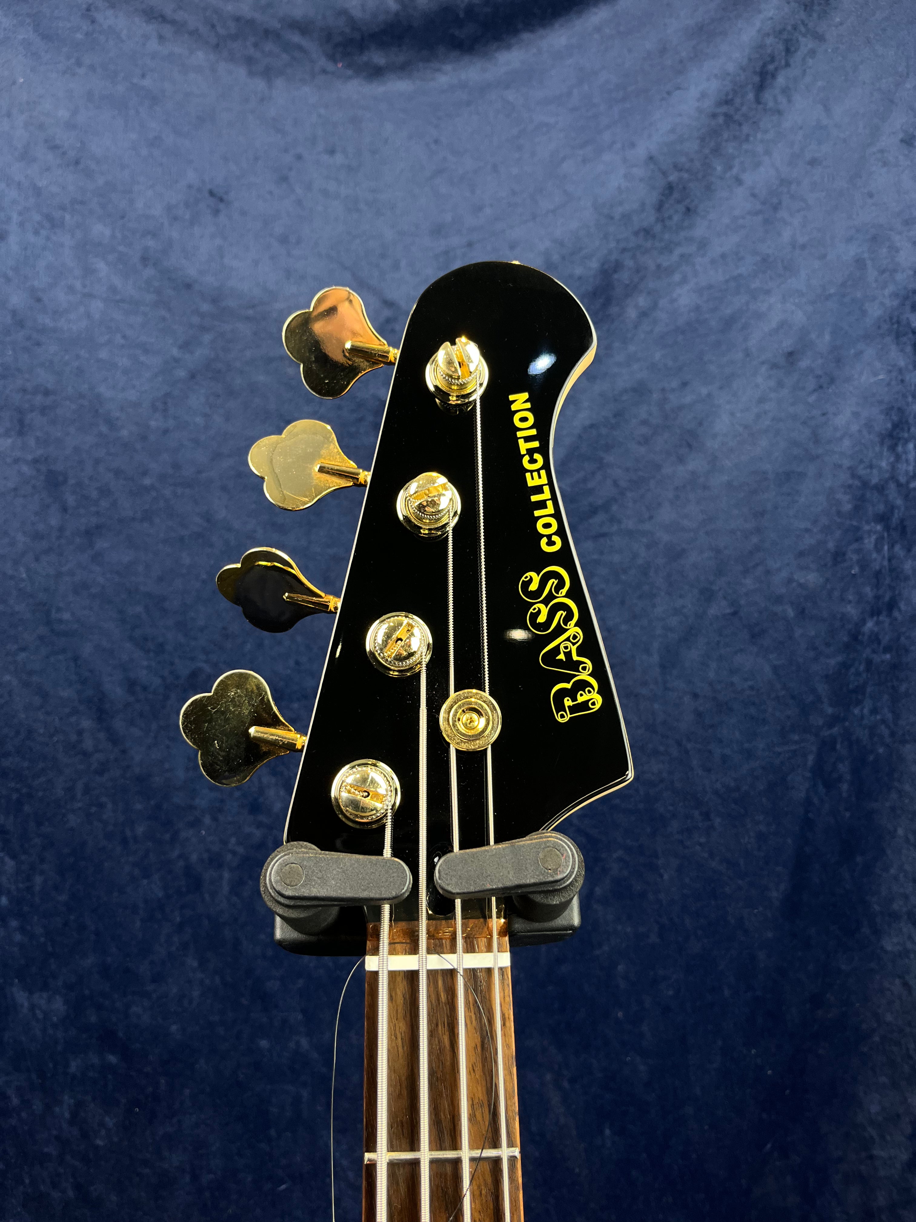 Basse Collection Power P-Bass accastillage doré en noir d'occasion