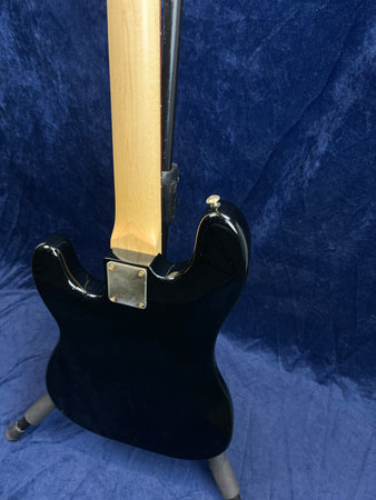 Bass Collection Power P-Bass Gold Hardware in Black Pre-owned