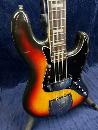 Fender 1975 Jazz Bass in Sunburst with Hard Case Pre-owned