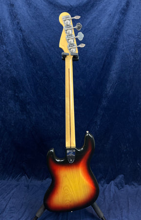 Fender 1975 Jazz Bass in Sunburst with Hard Case Pre-owned