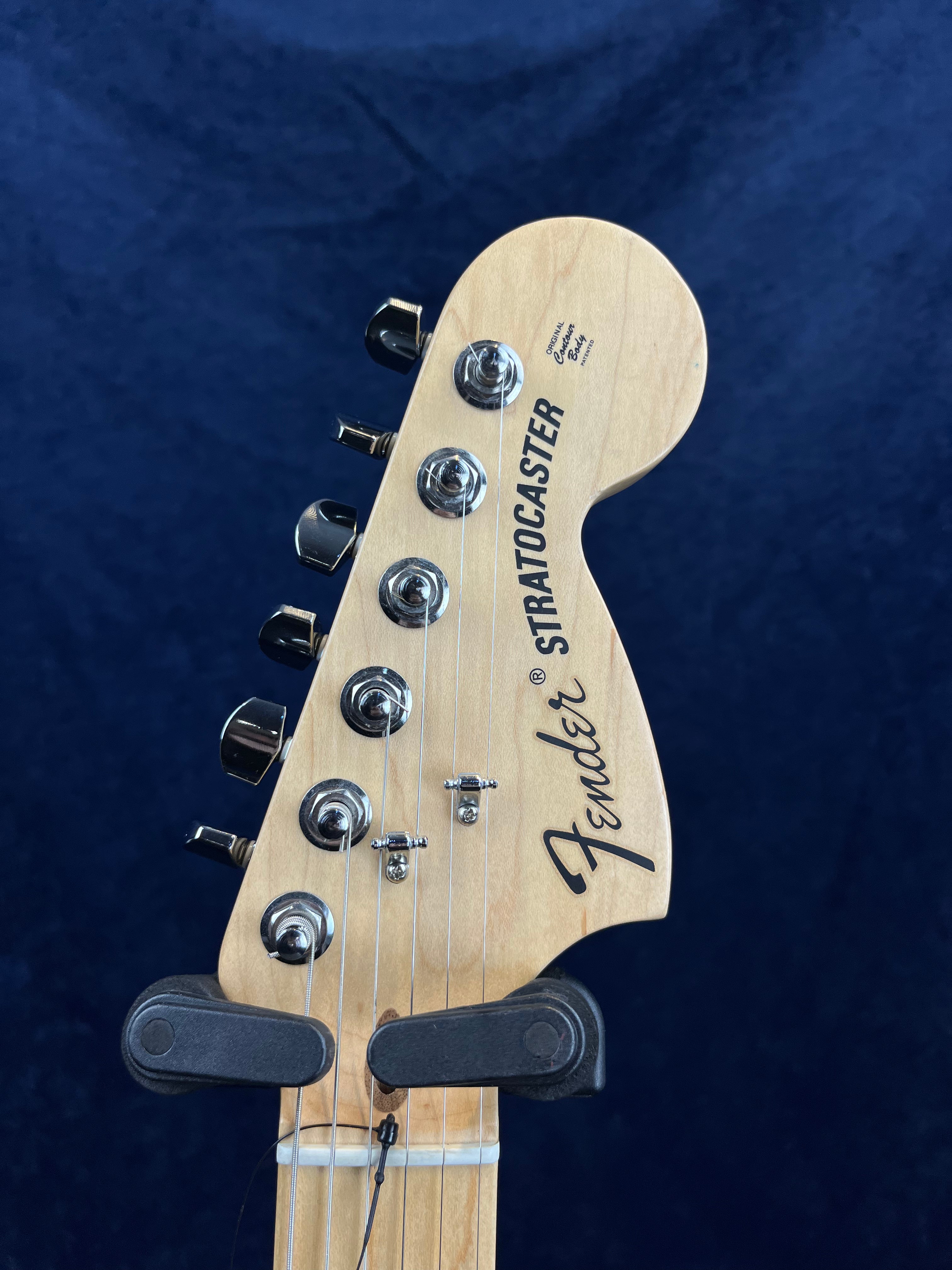 Fender American Special Stratocaster Sunburst deux tons 2017 d'occasion