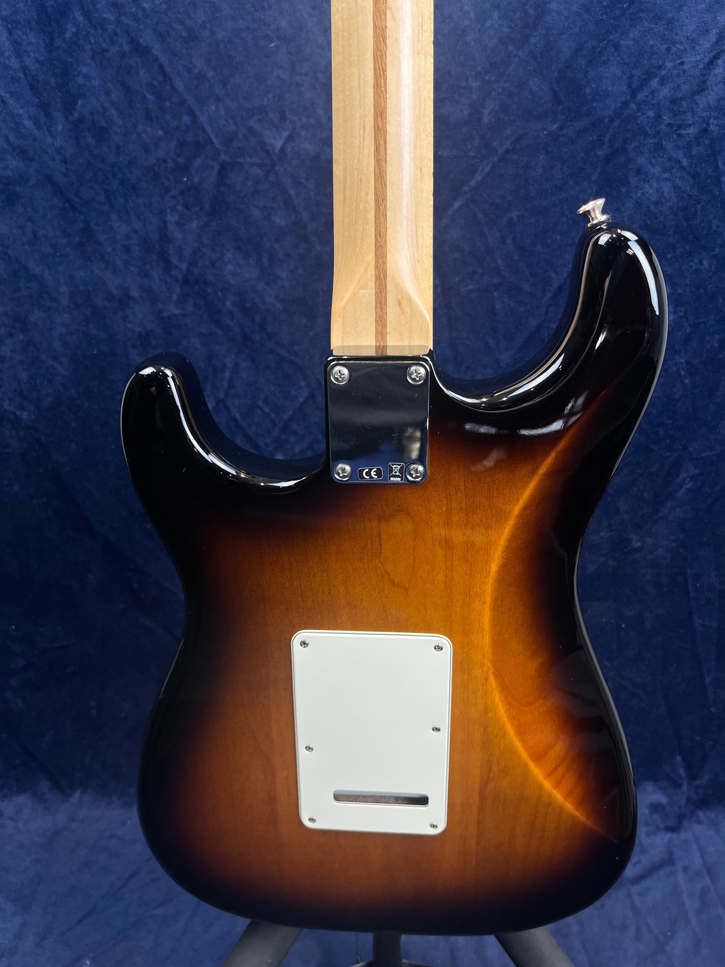 Fender American Special Stratocaster Sunburst deux tons 2017 d'occasion