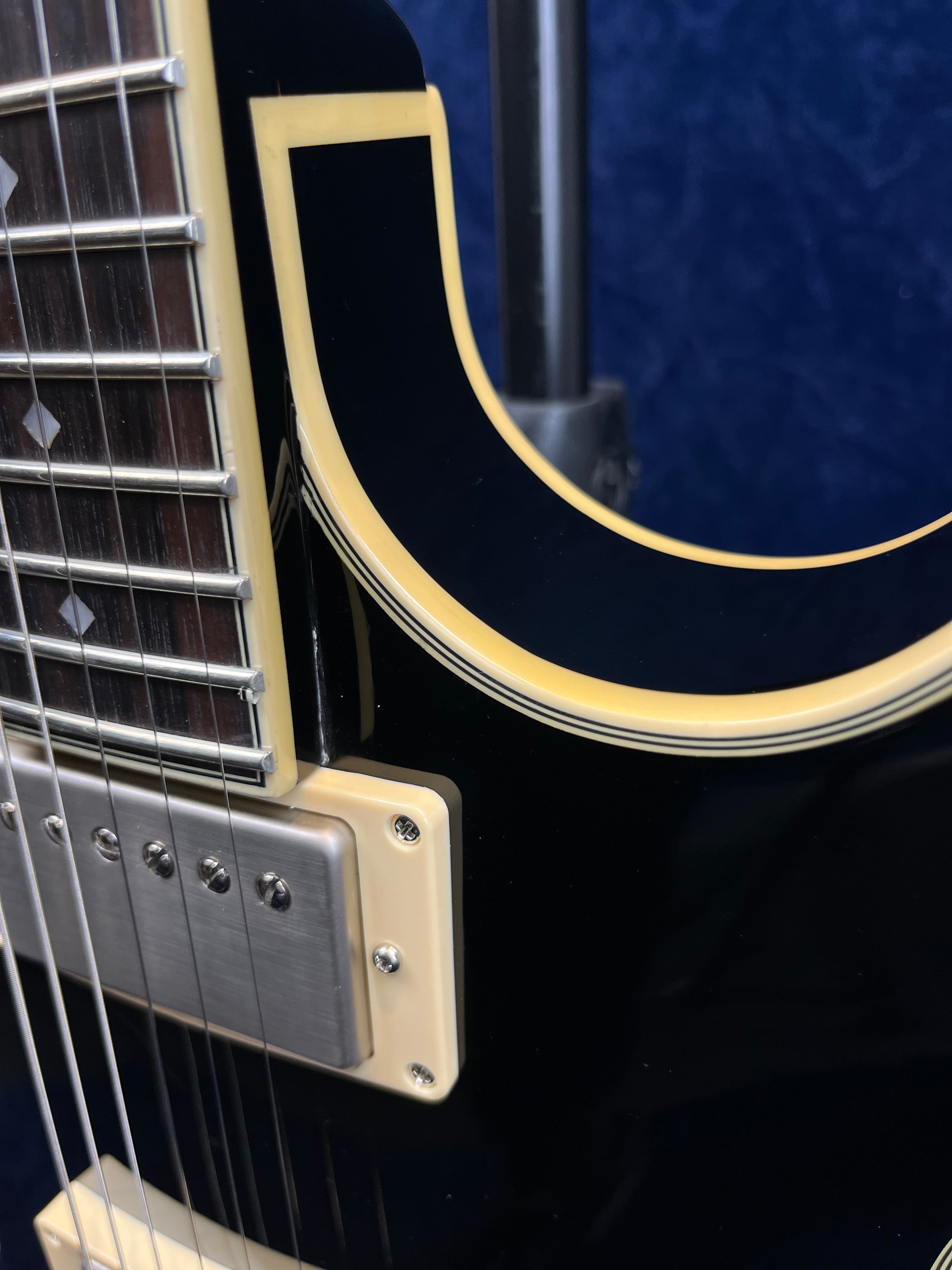 Guitare électrique D'Angelico Excel SS Tour Semi-Hollow en noir (produit de catégorie B)