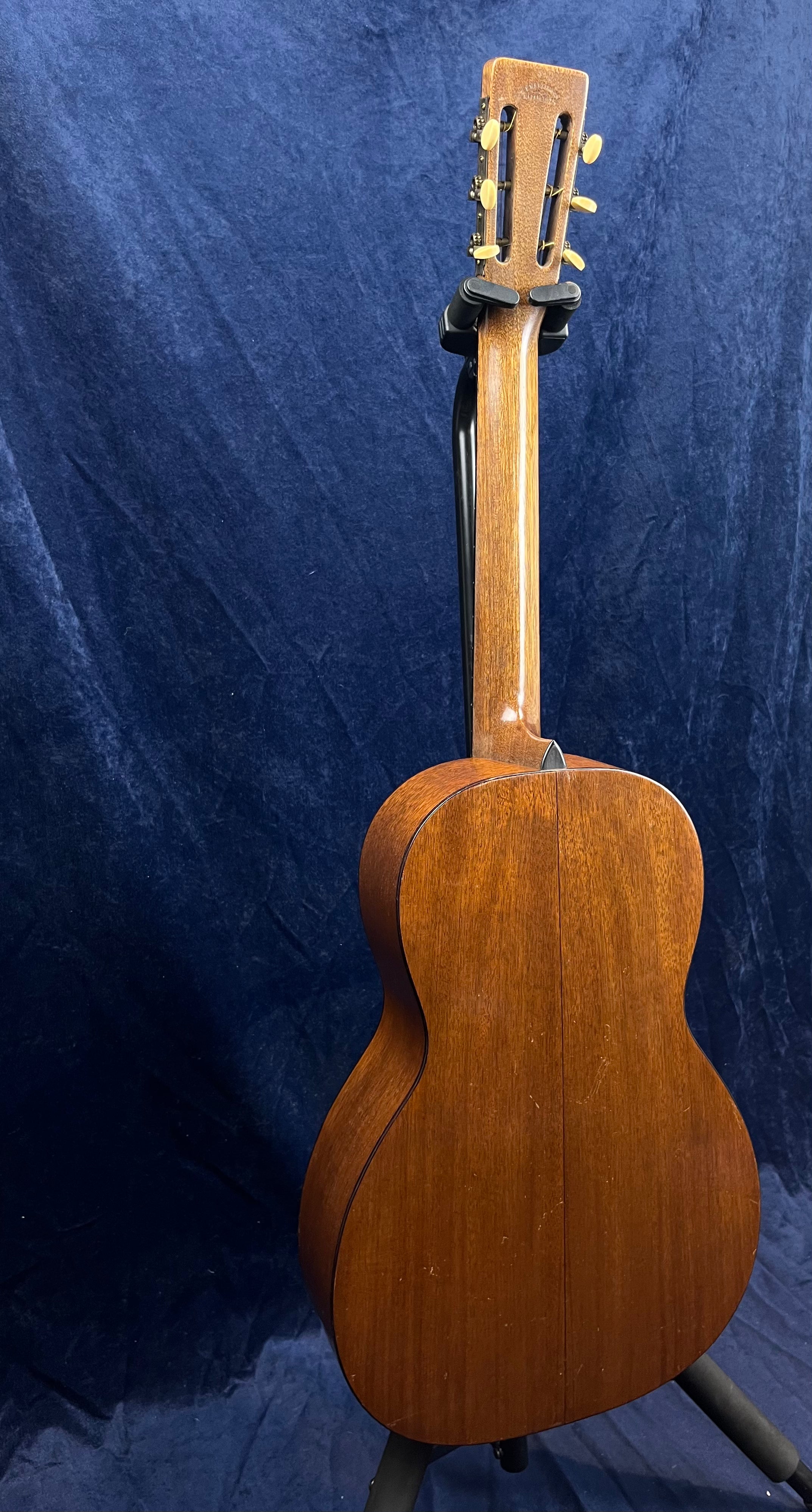 Martin 0-18 1922 Parlour 12 Fret with Original Case