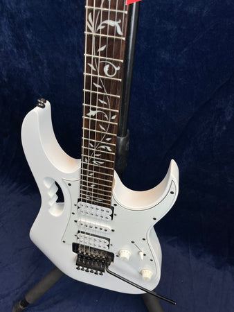 Ibanez JEMJR-WH Jem Junior Steve Vai Signature in White Pre-owned