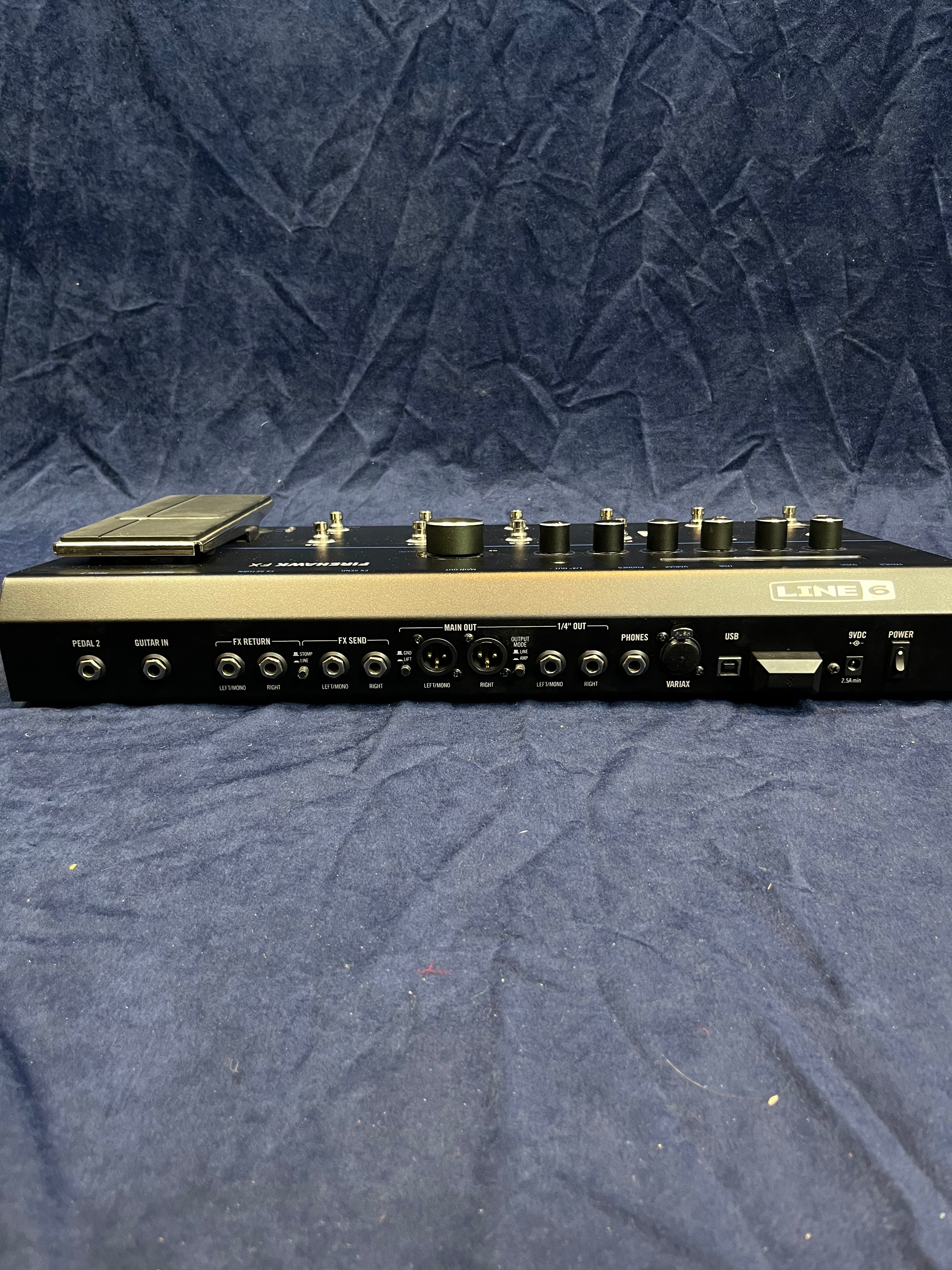 Line 6 Firehawk FX Multi Effects Processor Pre-owned Boxed